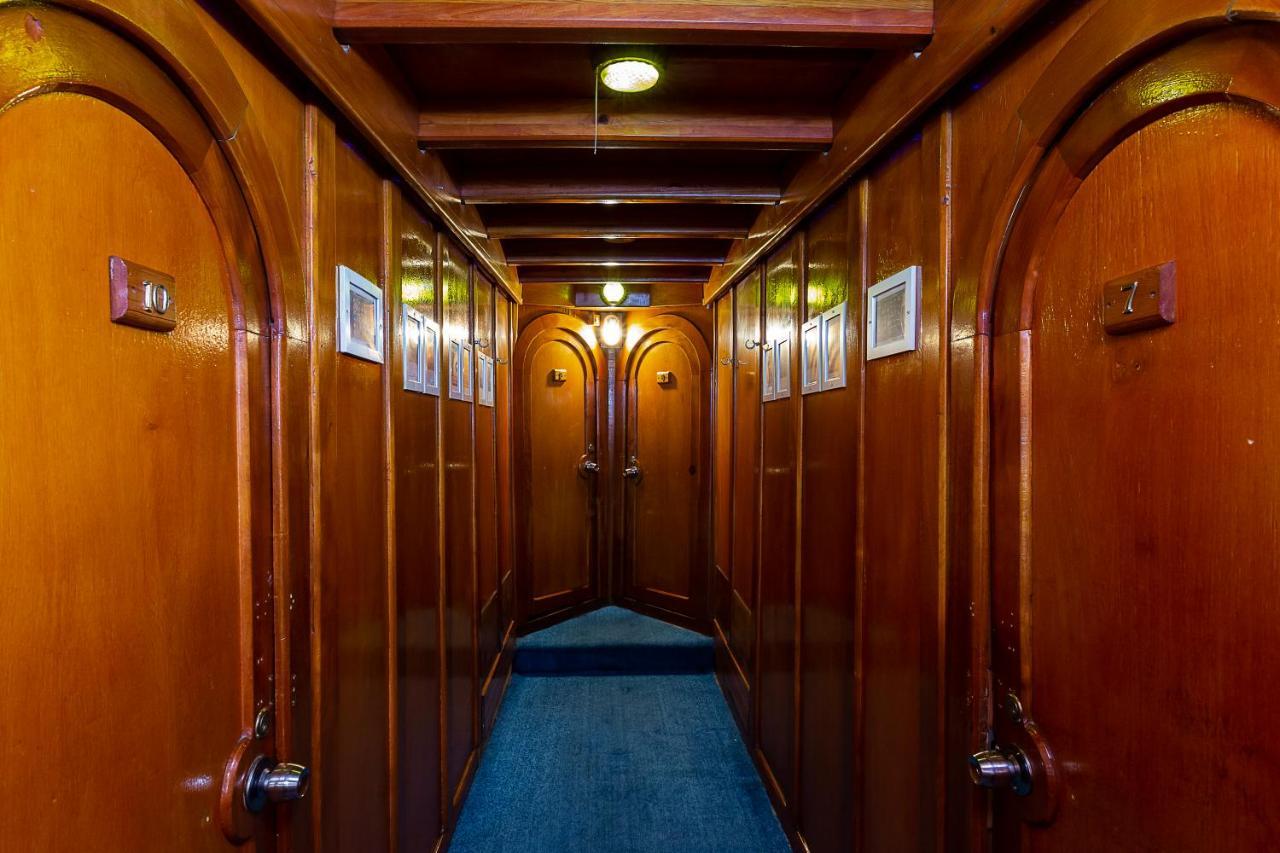 Hotel Venezia Boat & Breakfast Caicco Freedom Zewnętrze zdjęcie